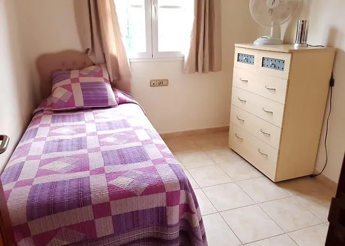 Dwarika, Away From - Private Heated Pool فيلة كاليتا ذي فوستي