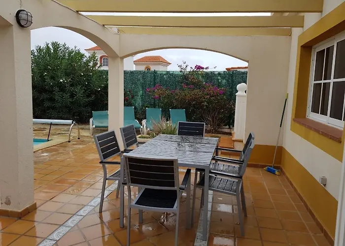 Villa Dwarika, Away From - Private Heated Pool Caleta De Fuste